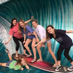 Meet your Posher, Laurie